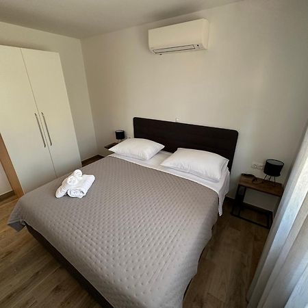 Apartments Top Hill Трогір Екстер'єр фото