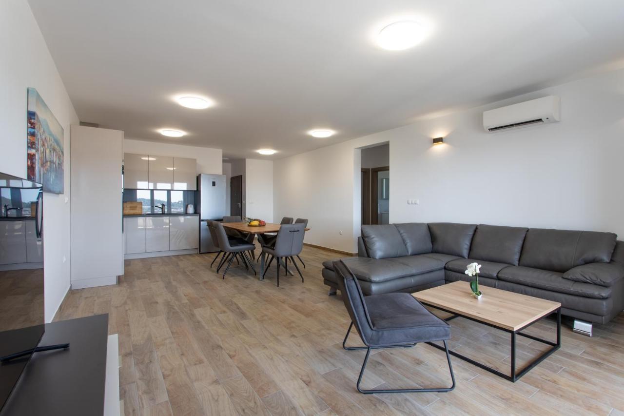 Apartments Top Hill Трогір Екстер'єр фото